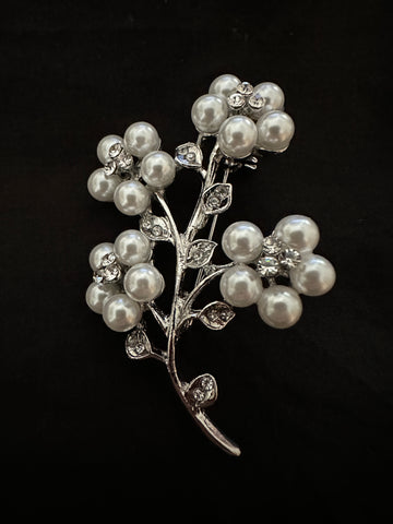 Bijou pearl (brooch)　②