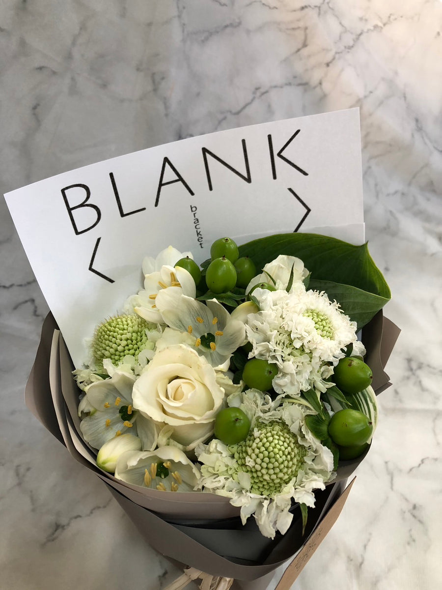 受付5月5日(日）22時まで【母の日GIFT送料・消費税込み・ラッピングのまま飾れます】BLANK bracket_ fleurs Special Bouquet　Bf007
